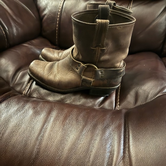 Sold - Picture 2 of 5